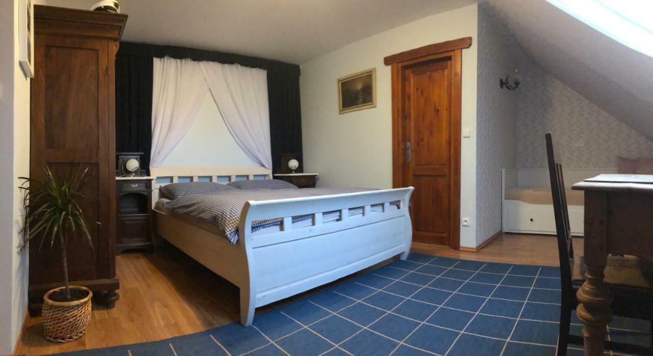 Penzion Primase Dolni Vestonice Buitenkant foto